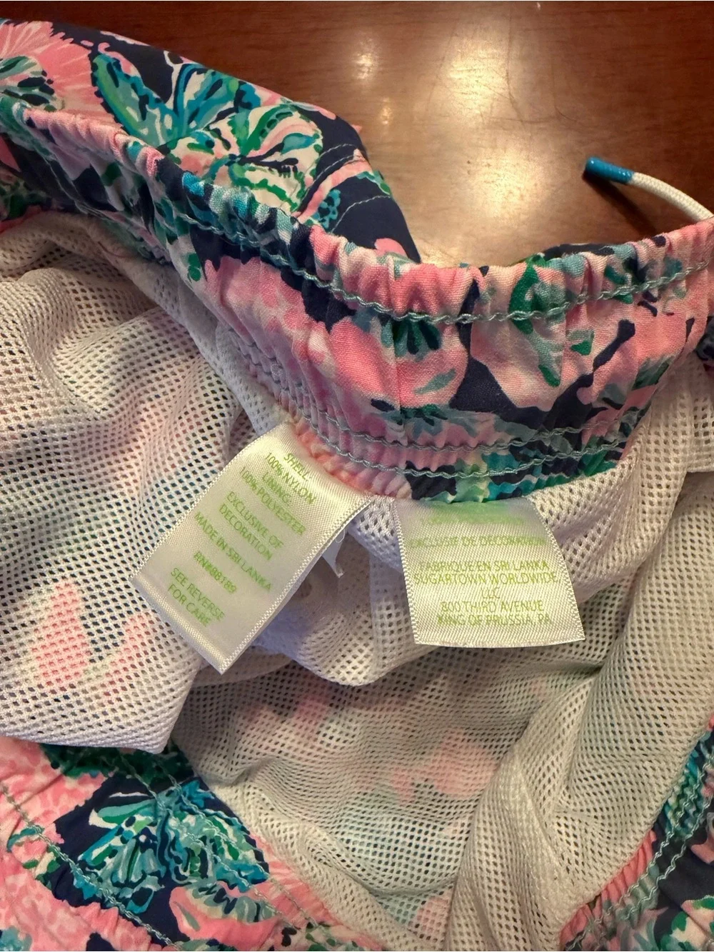 Lilly Pulitzer Men’s Capri Swim Trunk Shorts Size Medium Navy Pink Green